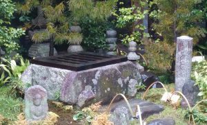 京都　地獄絵へ通う井戸　出典：douzoukun.blog.fc2 (2)